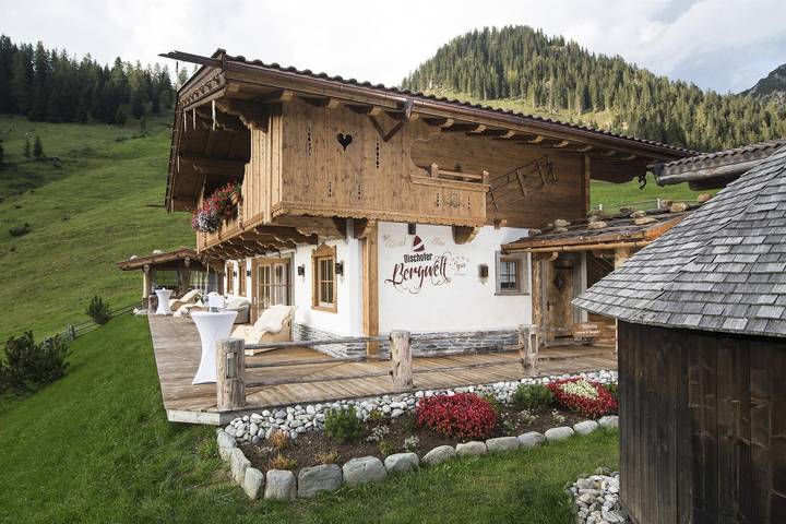 Chalet Bischoferalm in Alpbach, Kaisergebirge