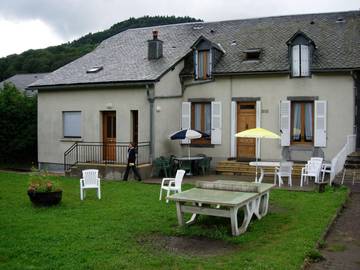 Gîte pour 6 personnes, avec balcon et jardin à La Bourboule