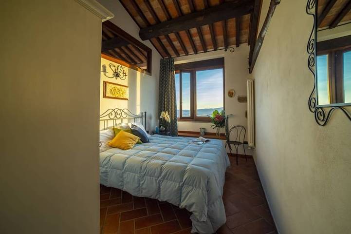 Villa San Giorgio, immersa nel verde in Montemurlo, Provincia di Prato