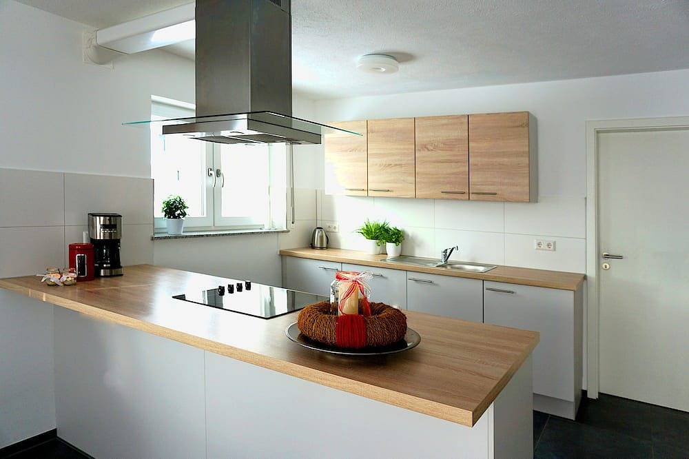 Ganze Wohnung, Arrive-feel-enjoy, apartment Blautof, ground floor, 3 bedrooms, max. 6 people in Blaubeuren, Alb-Donau-Kreis