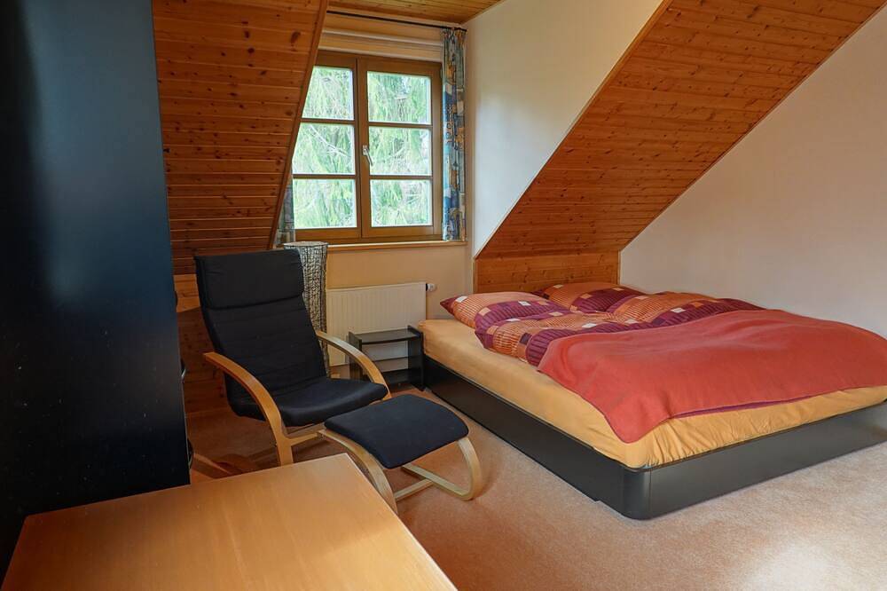 Ganze Wohnung, Ferienwohnung Stiftskirchenblick in Kaufungen, Hessisches Bergland