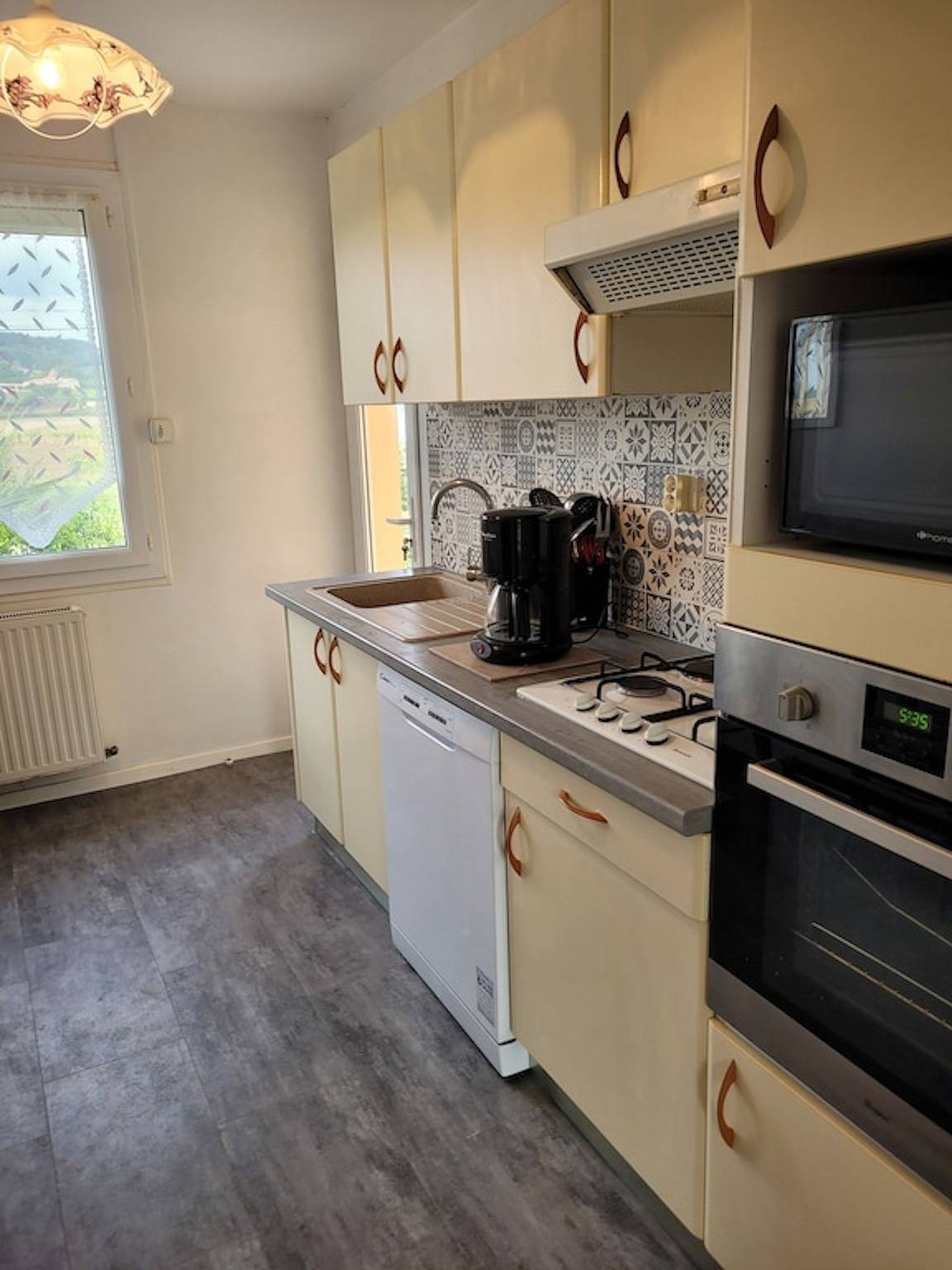 Geheel appartement, Gezinsappartement met tuin en meerzicht in Clairac, Marmande en omgeving