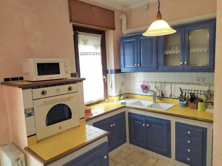 Casa vacanza per 4 persone, con Balcone e Terrazza nonché Giardino e Panorama a San Damiano d'Asti