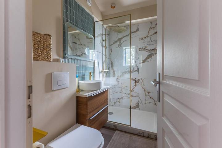 Location de vacances pour 2 personnes, avec terrasse et jardin à La Celle-Saint-Cloud - 4