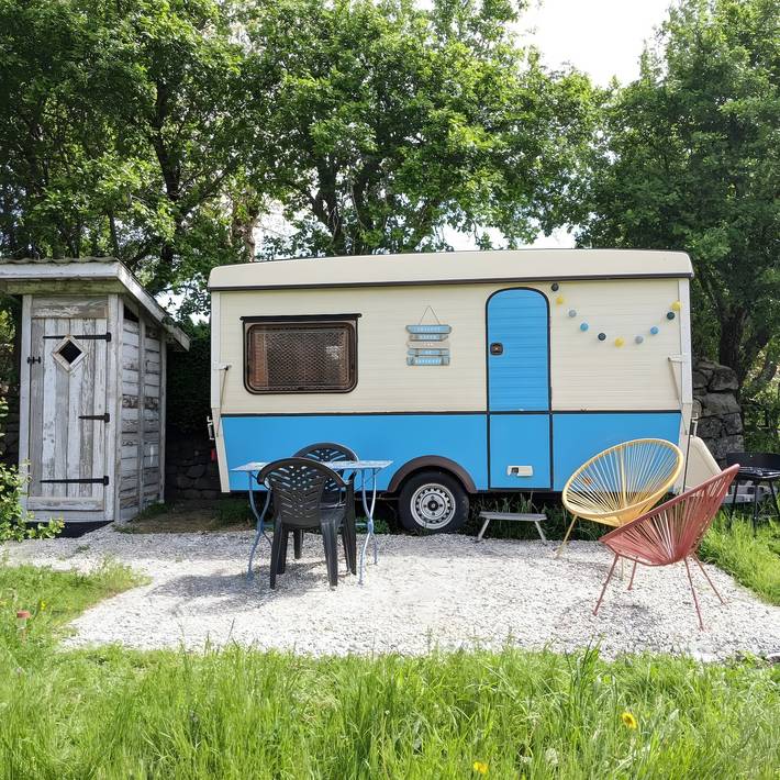 Camping für 4 Personen, mit Garten