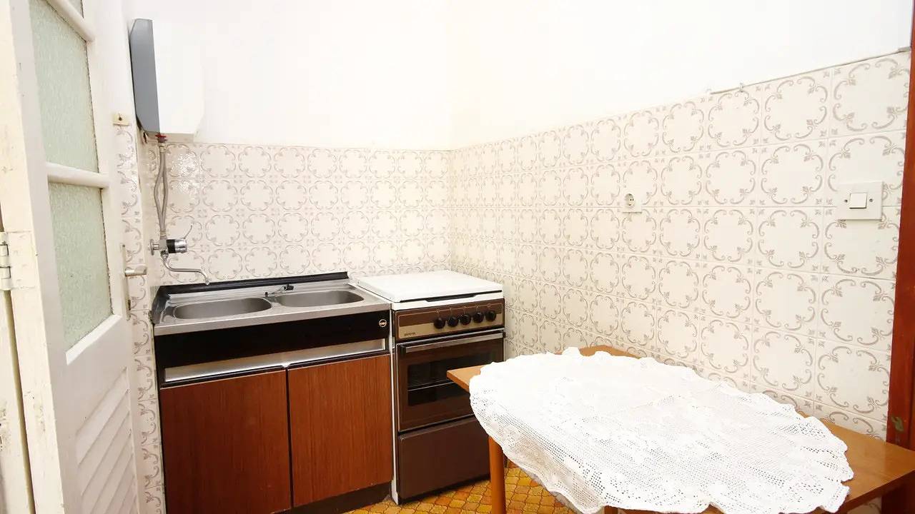 Apartamento vacacional entero, Apartamento de vacaciones para 3 personas con terraza in Jelsa, Hvar (isla)