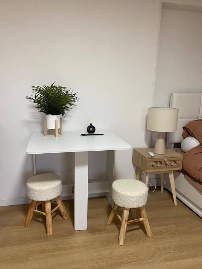 Appartement entier, Studio with Patio in Thorigny-sur-Marne, Seine-et-Marne