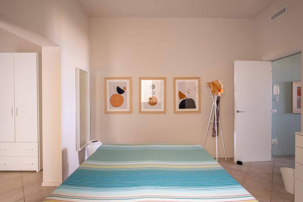Appartamento intero, Casa Teresa 2, directly on the sandy beach, 2 bedrooms, 2 bathrooms, Wifi, air conditioning in Scicli, Provincia di Ragusa