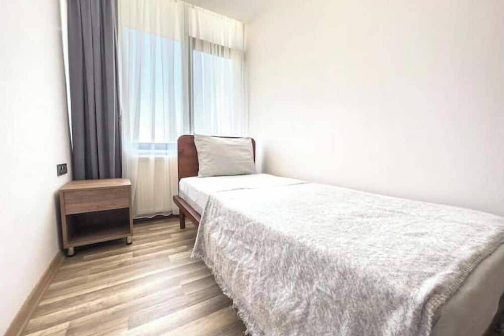 Entire apartment, 110-Luxury Downtown, Safe, Peaceful in Ankara, Central Anatolia region