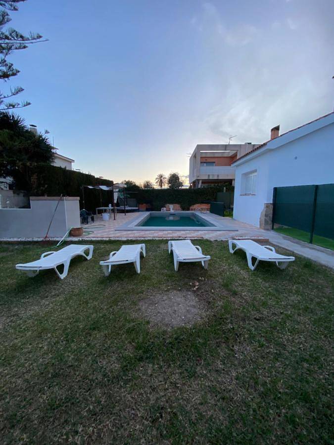 Location de vacances pour 2 personnes, avec Terrasse et Jardin ainsi que Piscine et Vue à Sant Joan d'Alacant - 3