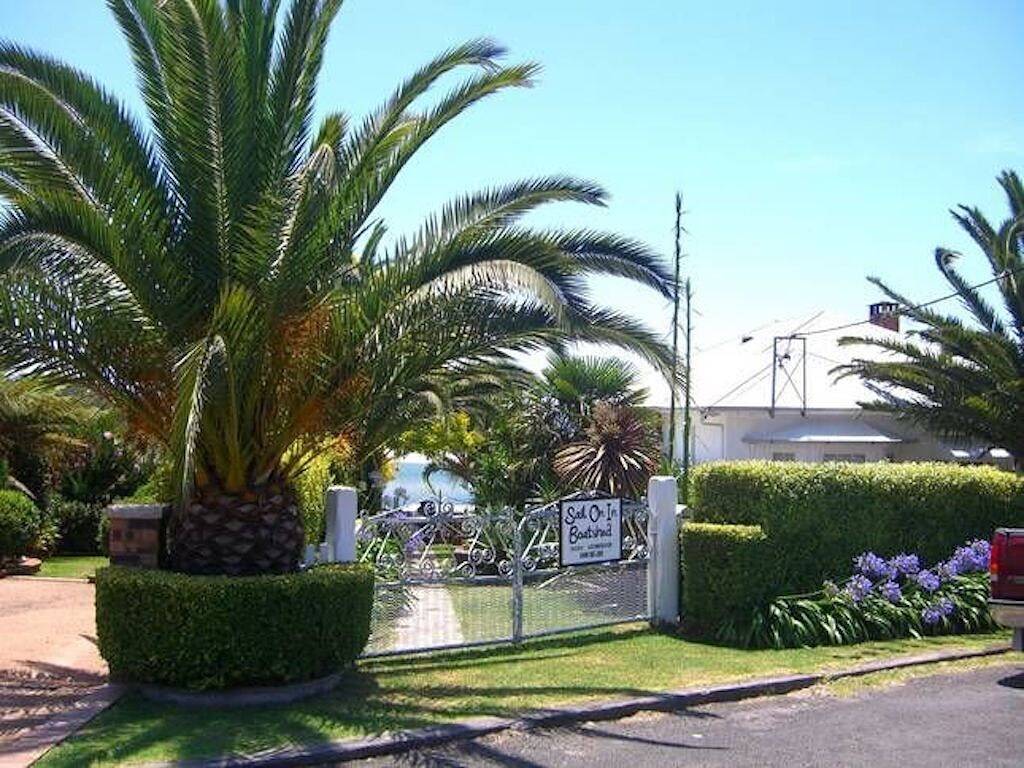 Ganze Wohnung, Waterfront-The Boatshed-Huskisson in Huskisson, Jervis Bay