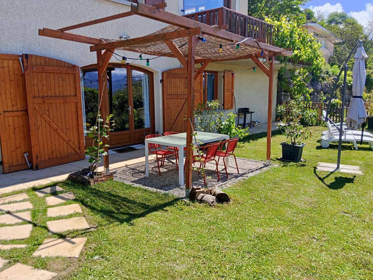 Appartement entier, L'Aparté Nature, entre campagne et montagne in Jarrie, Isère