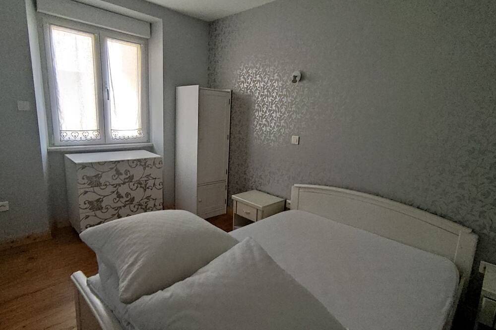 Villa piscina privada, sauna, ping-pong, barbacoa, garaje, se admiten animales in Guebwiller, Parque natural regional de los Ballons des Vosges