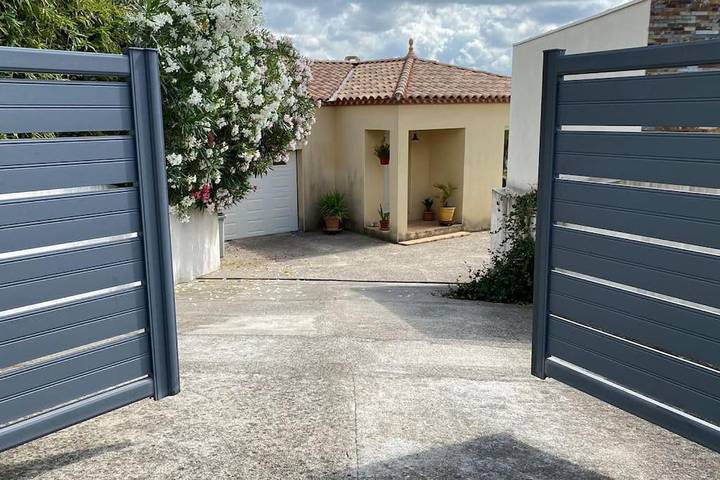 Location de vacances pour 6 personnes, avec piscine ainsi que jardin et terrasse à Juvignac - 4