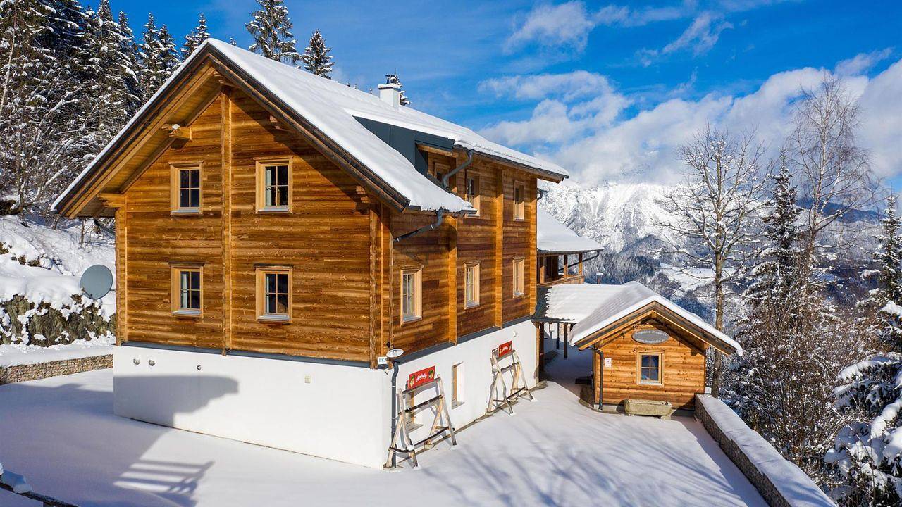 Hut for 25 people with terrace in Michaelerberg-Pruggern, Schladming-Dachstein