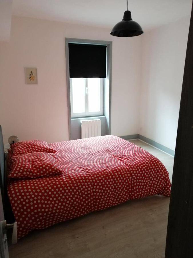 Gîte pour 6 personnes, avec Terrasse à Meximieux - 2