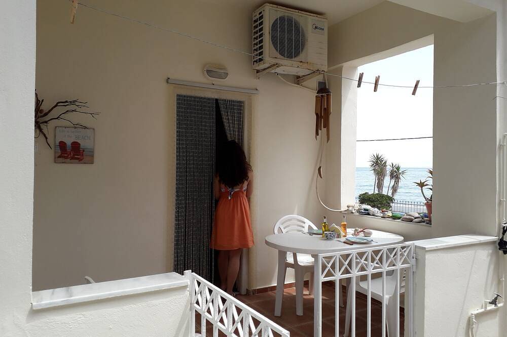 Huis aan zee. in Tsoutsouros, Iraklio-Heraklion en omgeving