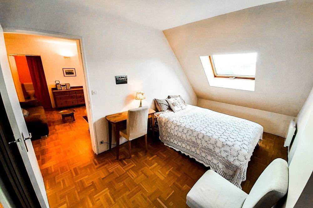 Entire apartment, Spacious T2  apt in city center. in Amboise, Tours region