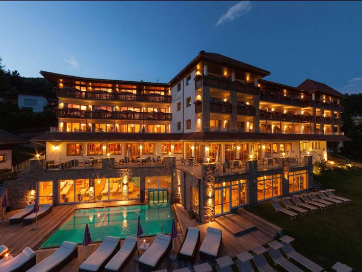 Hotel für 5 Personen, mit Balkon und Garten - 1