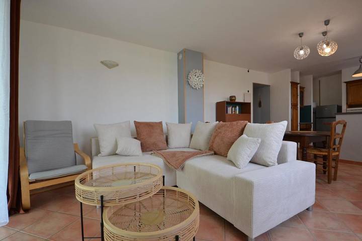 Gîte pour 3 personnes, avec terrasse à Bezouce - 2