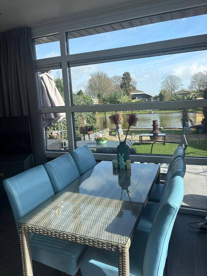 Two-Bedroom House in IJssel