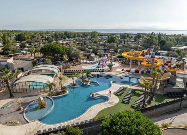 Appartement de vacances pour 6 personnes, avec piscine et terrasse, animaux acceptés