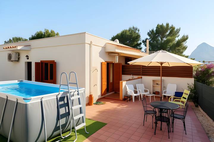 Ferienhaus für 7 Personen, mit Garten