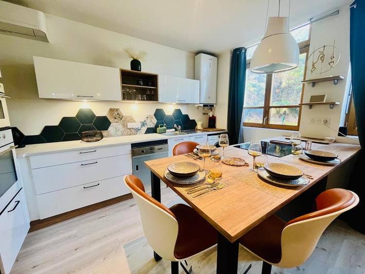 Gîte pour 6 personnes à Saint-Alban-de-Roche - 3