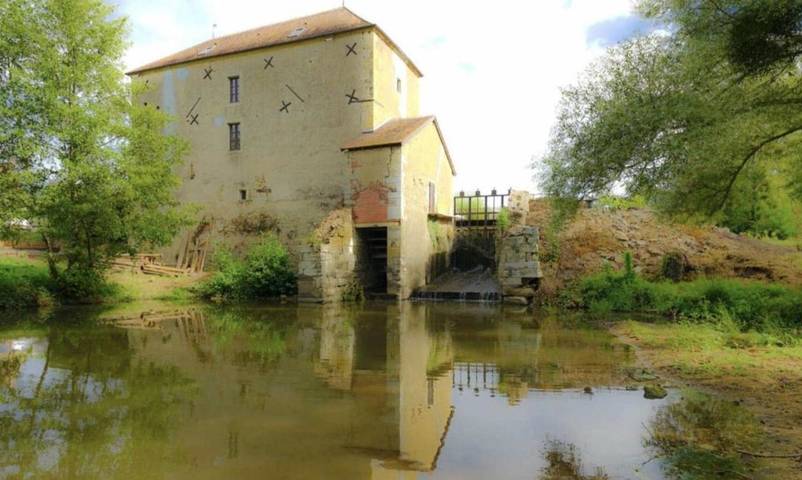 Maison d’hôte pour 5 personnes, avec Terrasse et Jardin dans Saint-Amand-Montrond - 2