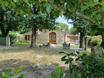 Location de vacances pour 4 personnes, avec terrasse à Vensac