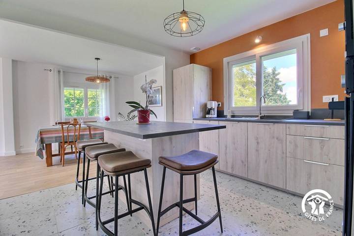 Gîte pour 8 personnes, avec jardin à Plouhinec (Morbihan) - 2