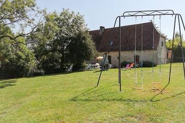 Gîte pour 10 personnes, avec jardin à Soulomès