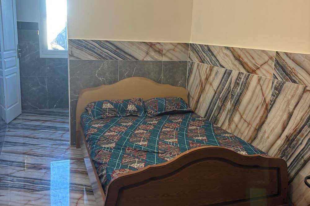 Private Studio Available in soothing Massy in Massy, Essonne