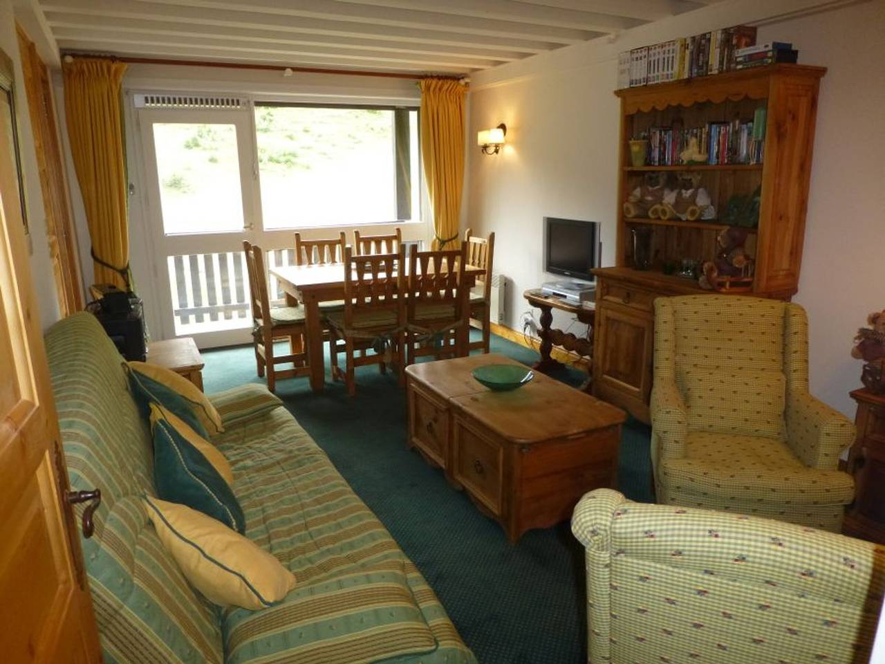 Entire apartment, Ski-in apartment for 6, slope view in Saint-Bon-Tarentaise, Massif de la Vanoise