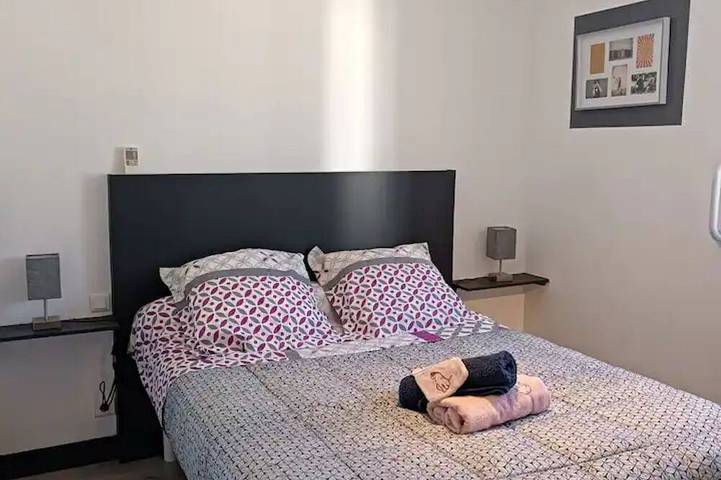 Location de vacances pour 9 personnes, avec jardin à Sernhac - 4