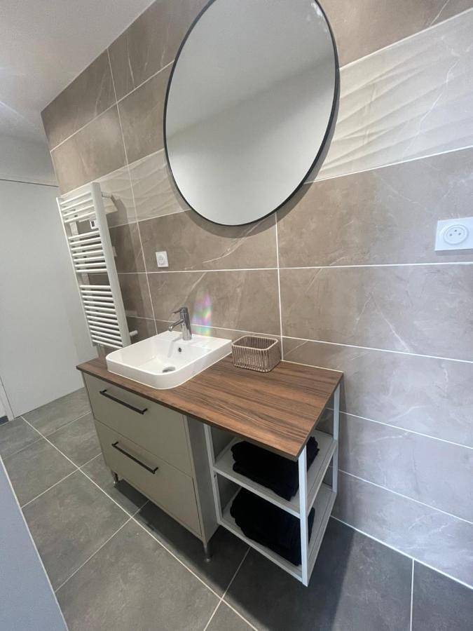 Two-Bedroom House in Ruynes-en-Margeride, Région de Saint-Flour