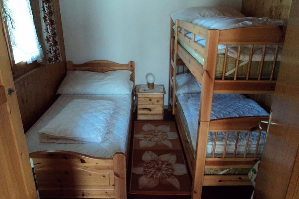 Ganze Wohnung, Casa Soldanella Nadig, Sumvitg, (Sumvitg). in Sumvitg, Alpenarena