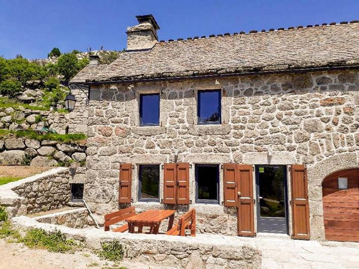 Location de vacances pour 6 personnes, avec terrasse à Le Pont-de-Montvert - 3