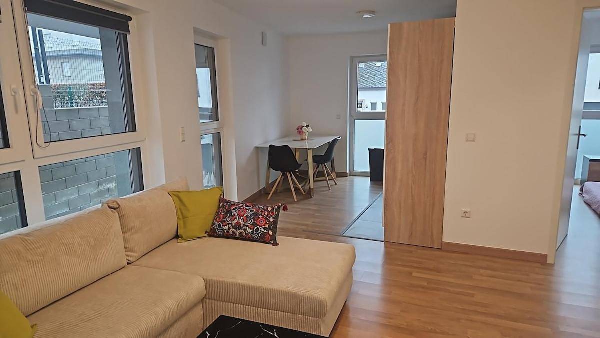 Appartement entier, Bright apartment, private parking in Dudelange, Luxembourg