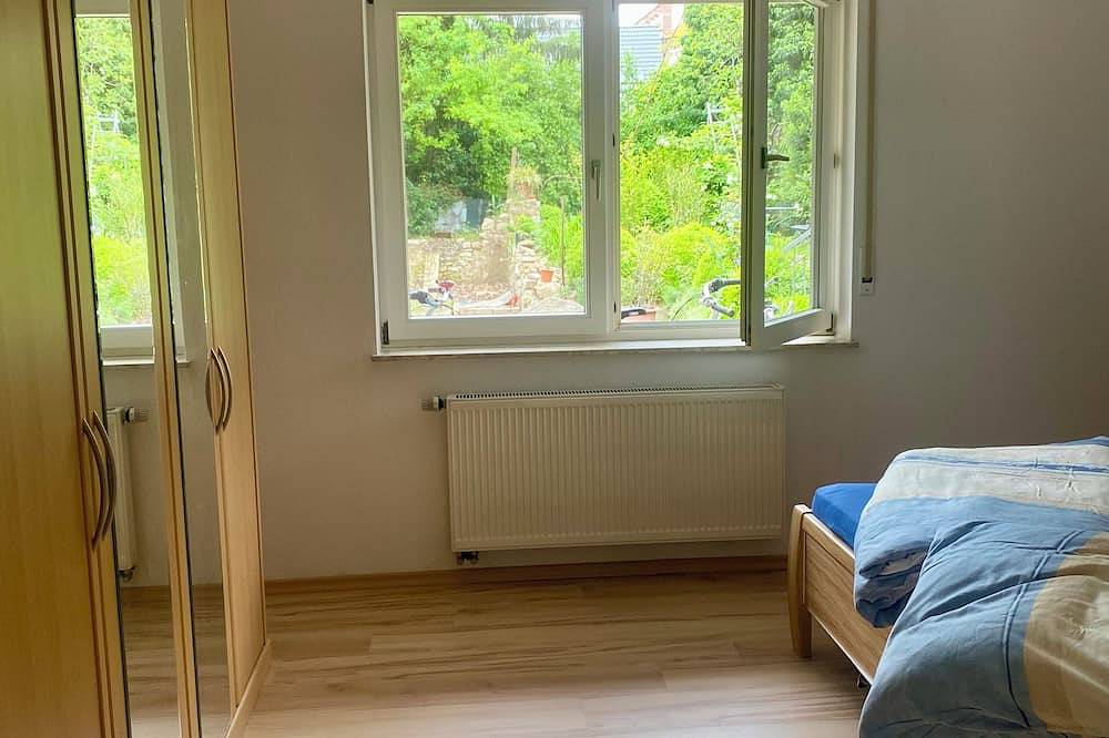 Ganze Wohnung, Schöne, moderne Ferienwohnung in Ihringen am Kaiserstuhl für 2 Personen in Ihringen, Kaiserstuhl