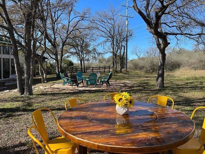 Vacation rental for 6 people, with terrace and yard in Horseshoe Bay