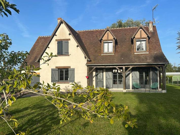 Location de vacances pour 8 personnes, avec jardin à Tour-en-Sologne