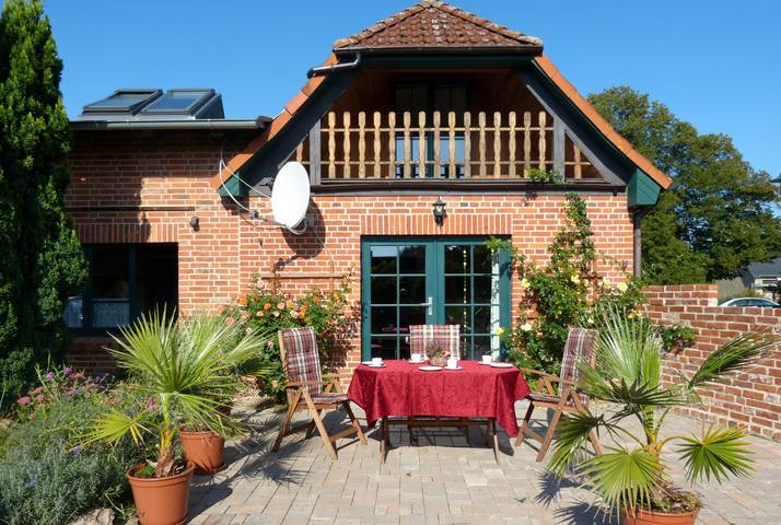 Ferienhaus für 7 Personen, mit Balkon und Terrasse sowie Garten und Sauna in Dobbertin