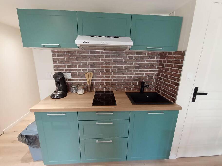Appartement entier, One-Bedroom Apartment in Château-Gontier-sur-Mayenne, Mayenne
