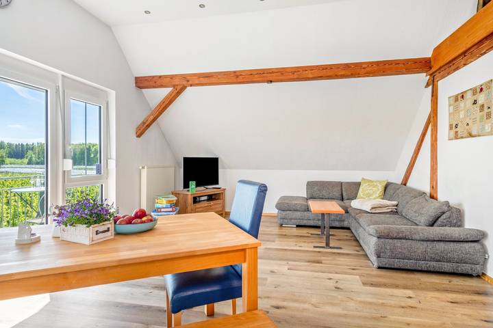 Ferienwohnung für 6 Personen, mit Balkon in Meckenbeuren - 2