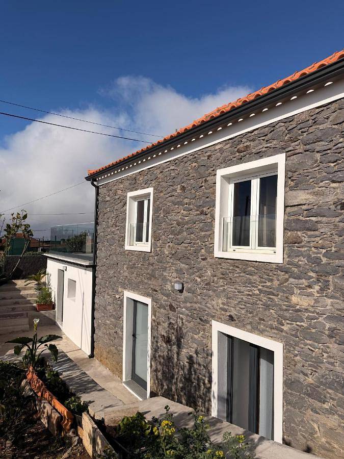 Gîte pour 2 personnes, avec jardin ainsi que terrasse et vue à Ponta Do Pargo - 2