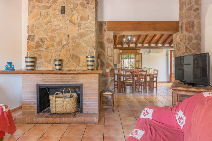 Hel lejlighed, Apartment 'Casa Rural Cortijo El Plantio' with Mountain View, Wi-Fi and Air Conditioning in Castril, Geoparque de Granada