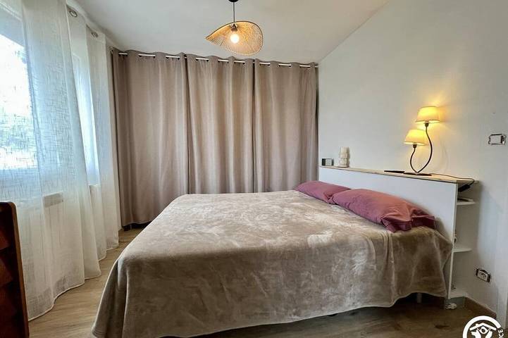 Location de vacances pour 8 personnes, avec jardin à Tourouzelle - 2