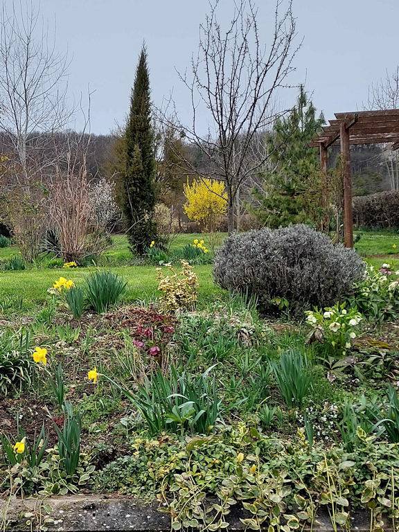 Gîte pour 6 personnes, avec jardin et terrasse à Saint-Ythaire