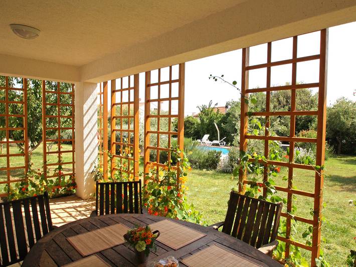 Ferienwohnung für 6 Personen, mit Garten und Terrasse in Petrcane